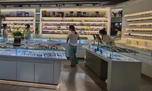 6萬家眼鏡店暴利夢碎 一場遲來十年的家庭服務(wù)行業(yè)大考